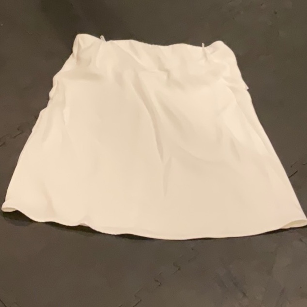 Elegant White Women's dress